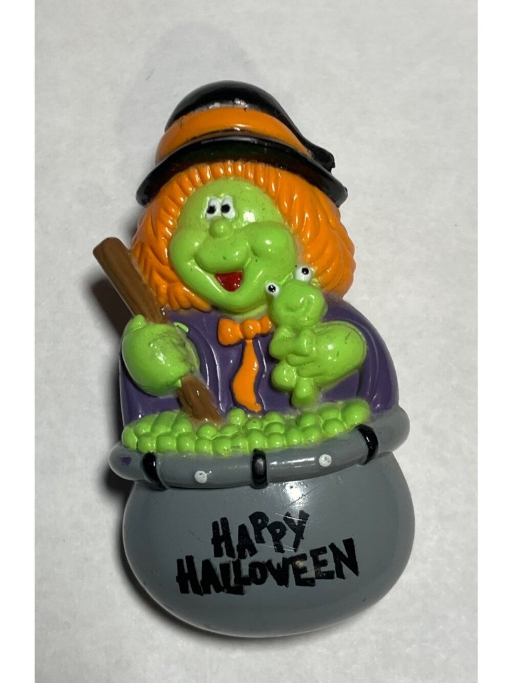 Halloween Brooch Green Faced Witch Stirring a Cauldron with a Little Frog.